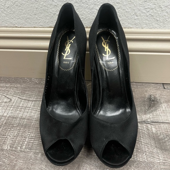YVES SAINT LAURENT BLACK SATIN PALAIS PLATFORMS - Picture 3 of 8